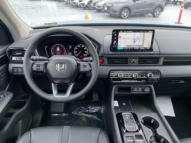new 2025 Honda Pilot car, priced at $51,005