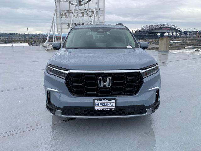 new 2025 Honda Pilot car, priced at $51,005