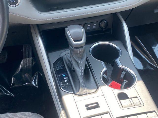 used 2022 Toyota Highlander car, priced at $34,988