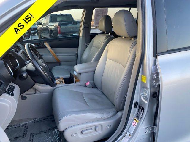 used 2010 Toyota Highlander Hybrid car, priced at $9,985