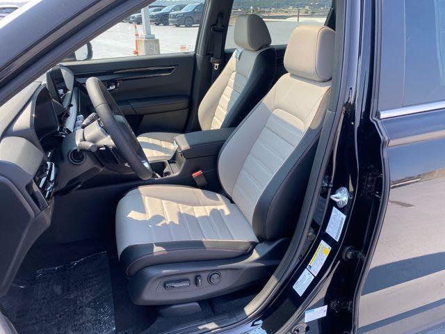 new 2025 Honda CR-V Hybrid car, priced at $40,999