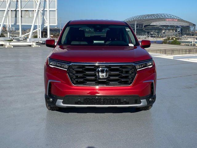 new 2025 Honda Pilot car, priced at $46,377