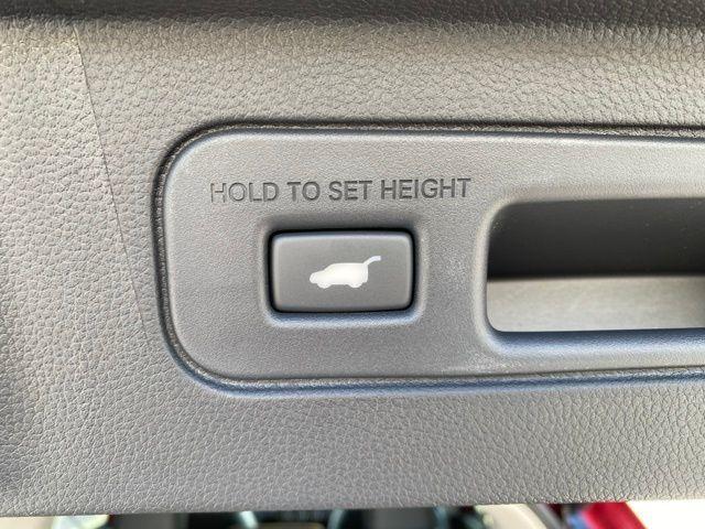 new 2025 Honda Pilot car, priced at $46,377