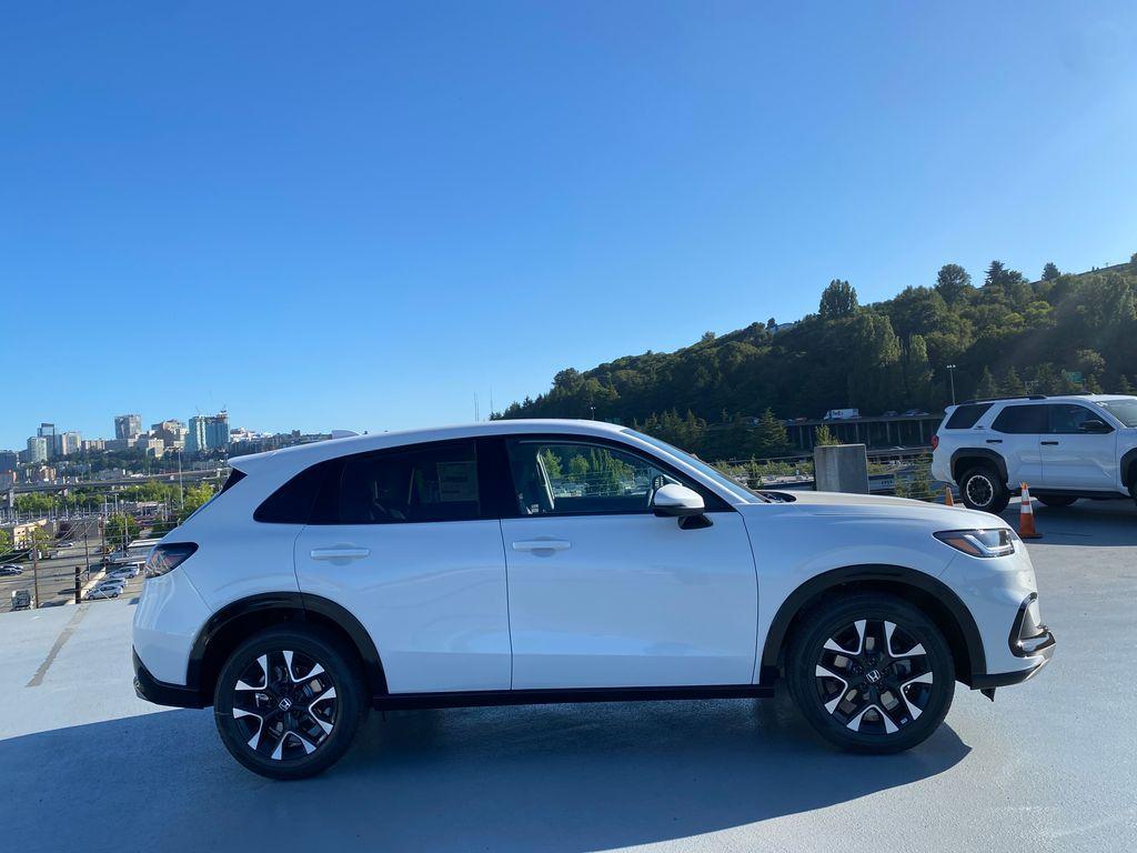 new 2026 Honda HR-V car, priced at $32,577