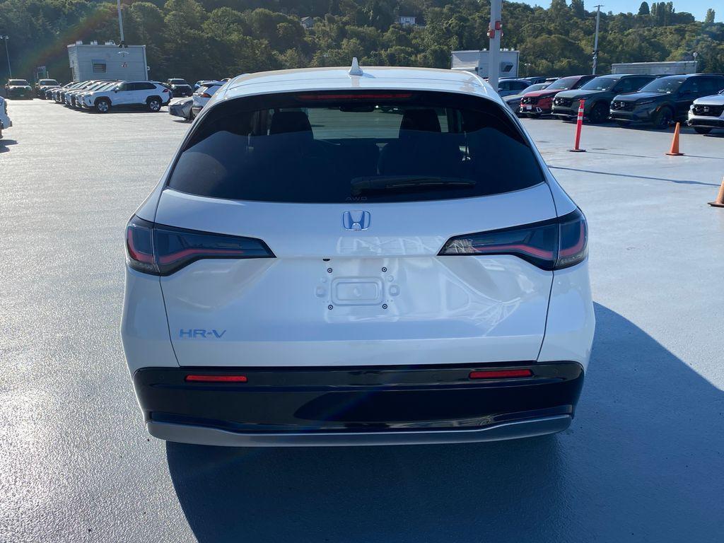 new 2026 Honda HR-V car, priced at $32,577