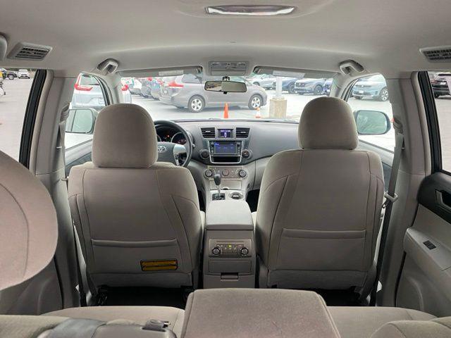used 2013 Toyota Highlander car, priced at $18,988