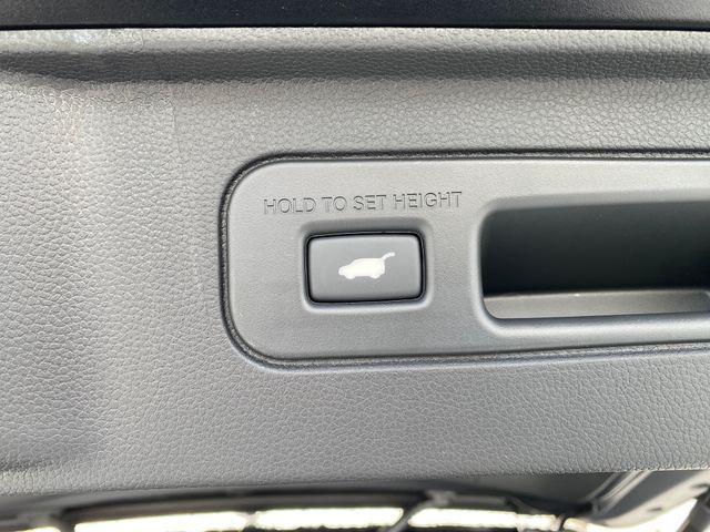 new 2025 Honda Pilot car, priced at $49,899
