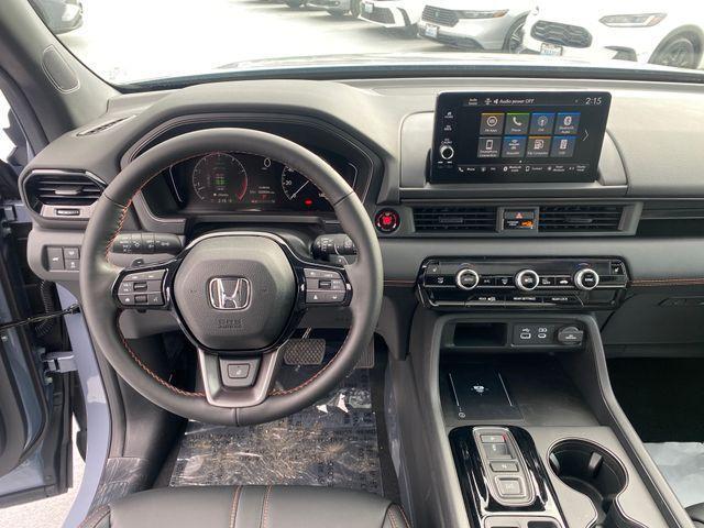 new 2025 Honda Pilot car, priced at $50,805