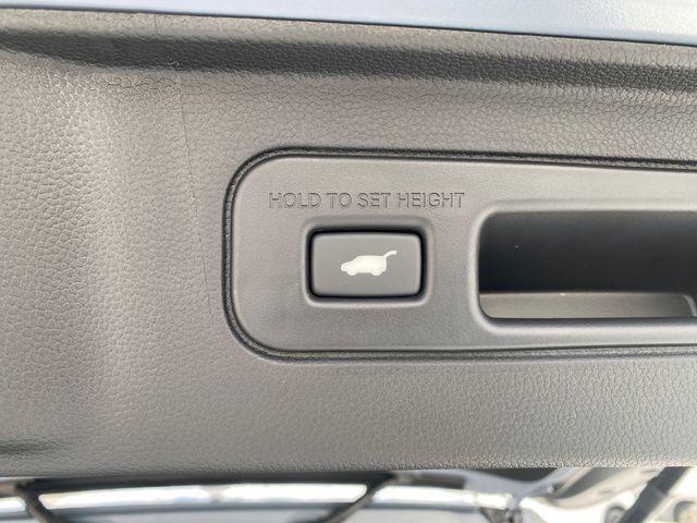 new 2025 Honda Pilot car, priced at $50,805