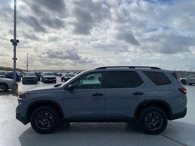 new 2025 Honda Pilot car, priced at $50,805