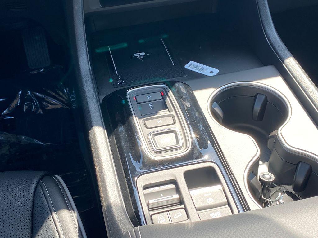 new 2025 Honda Pilot car, priced at $51,499