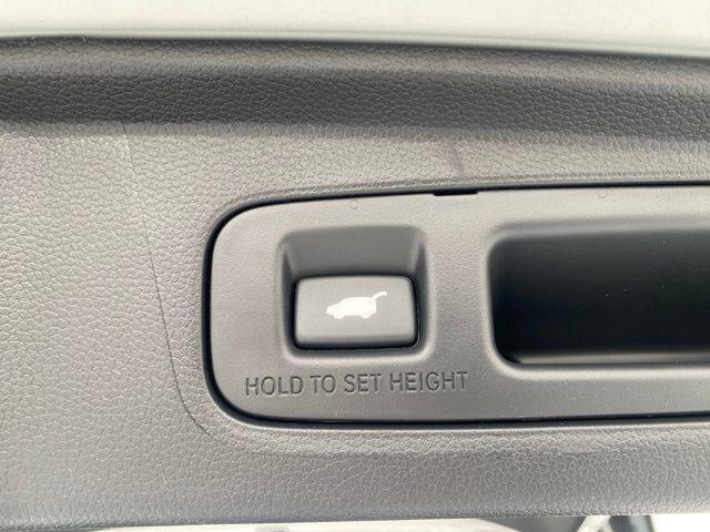 new 2026 Honda CR-V Hybrid car, priced at $41,325