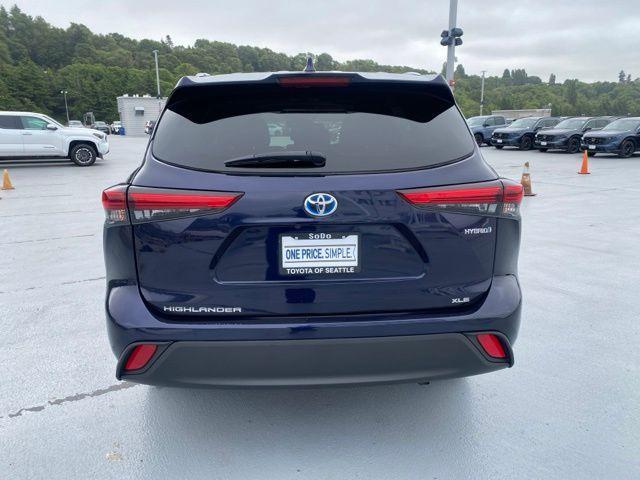used 2021 Toyota Highlander Hybrid car, priced at $39,988