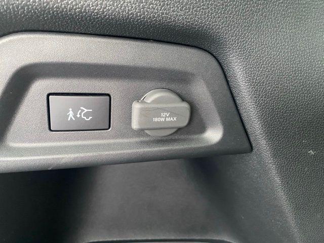 used 2025 Honda Pilot car, priced at $47,988