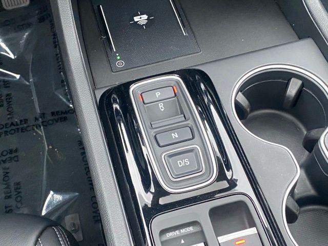 used 2025 Honda Pilot car, priced at $47,988