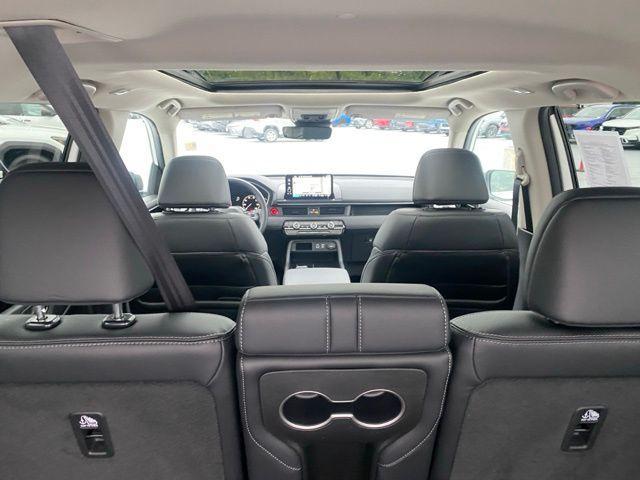 used 2025 Honda Pilot car, priced at $47,988