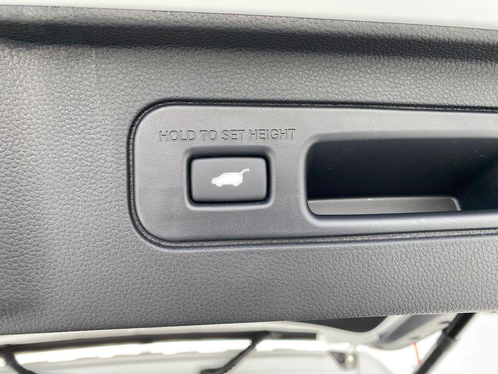 new 2025 Honda Pilot car, priced at $48,999