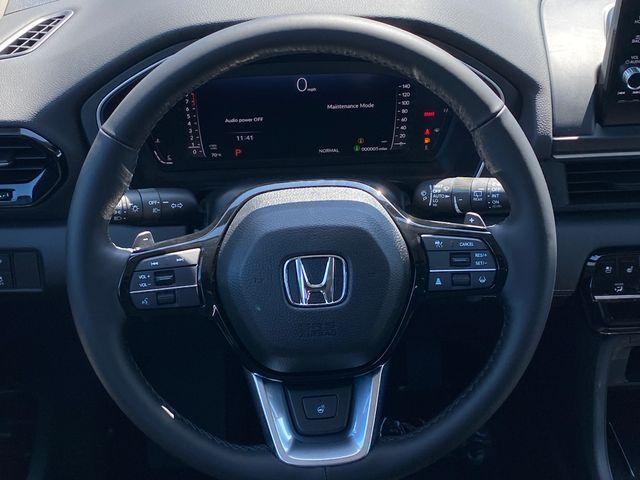 new 2025 Honda Pilot car, priced at $55,215