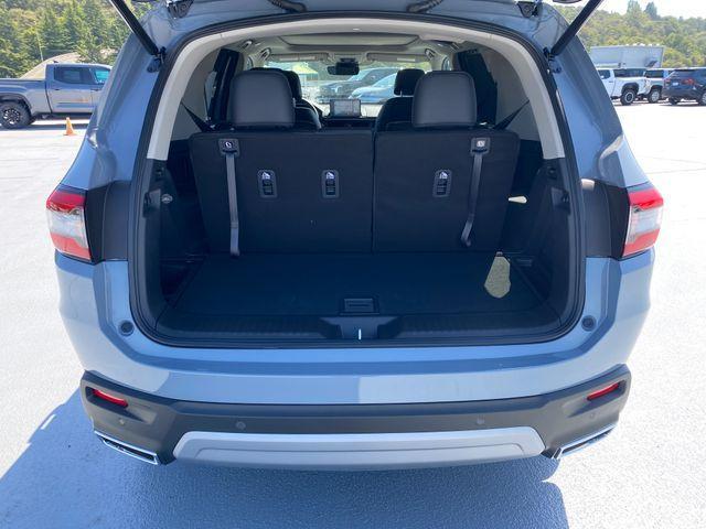 new 2025 Honda Pilot car, priced at $55,215