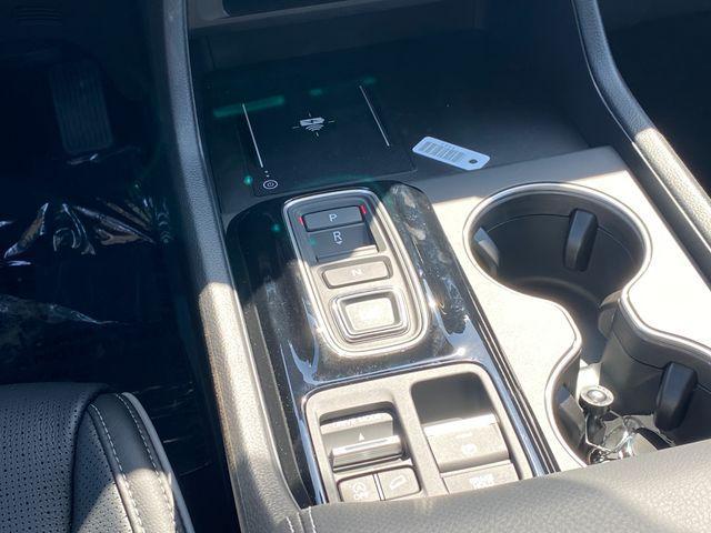 new 2025 Honda Pilot car, priced at $55,215