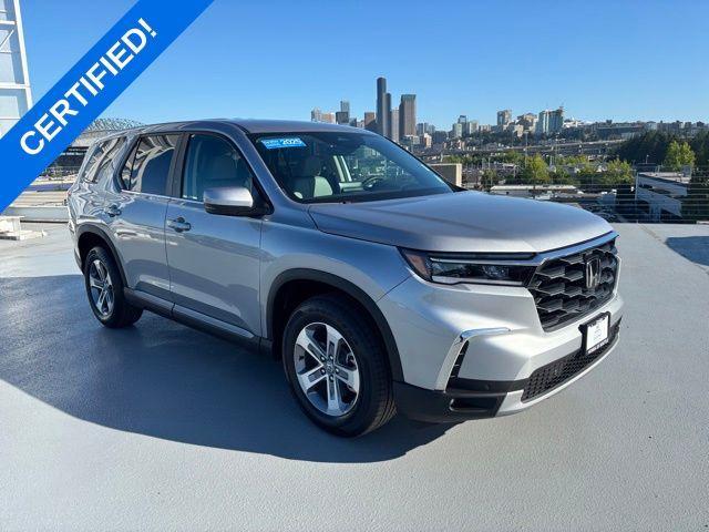 used 2025 Honda Pilot car, priced at $44,588
