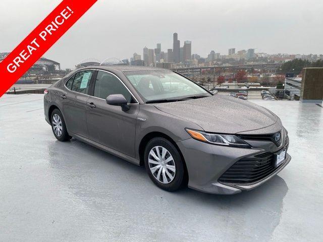 used 2018 Toyota Camry Hybrid car, priced at $13,998