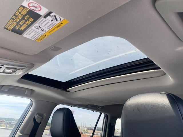 used 2022 Toyota Highlander car, priced at $37,988