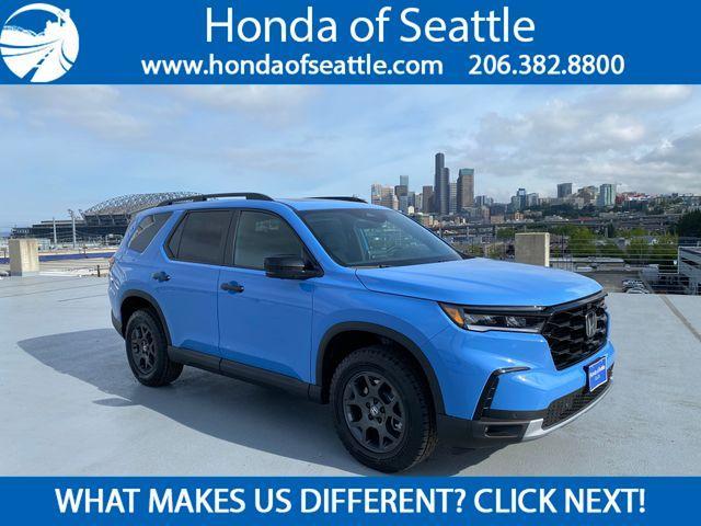 new 2025 Honda Pilot car, priced at $48,339