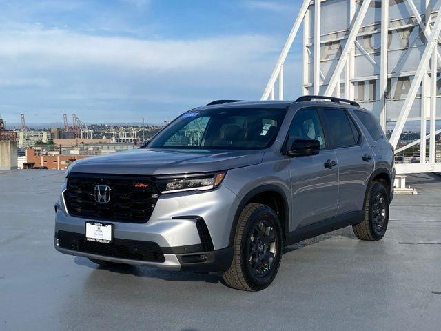 used 2025 Honda Pilot car, priced at $48,988