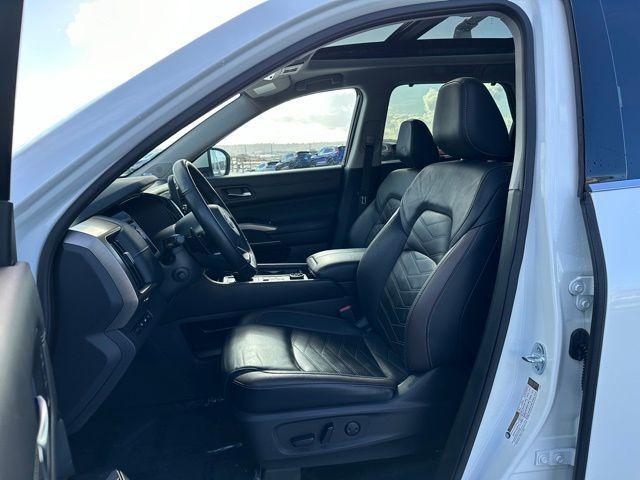 used 2022 Nissan Pathfinder car, priced at $33,979