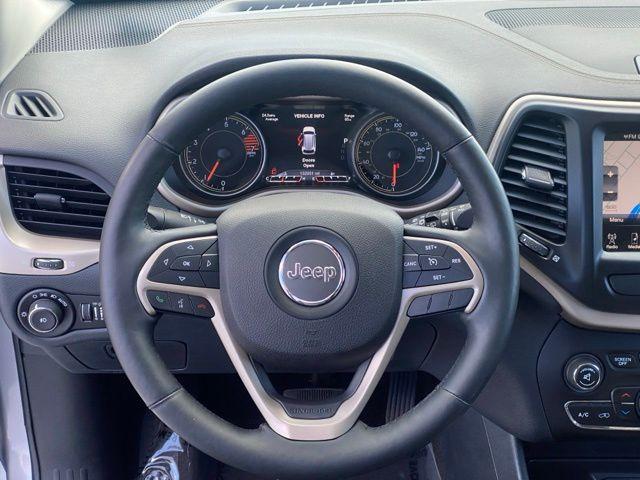 used 2016 Jeep Cherokee car, priced at $10,988