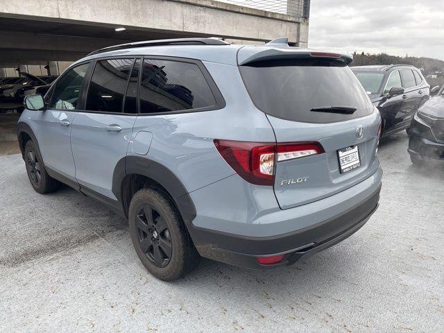 used 2022 Honda Pilot car, priced at $37,796