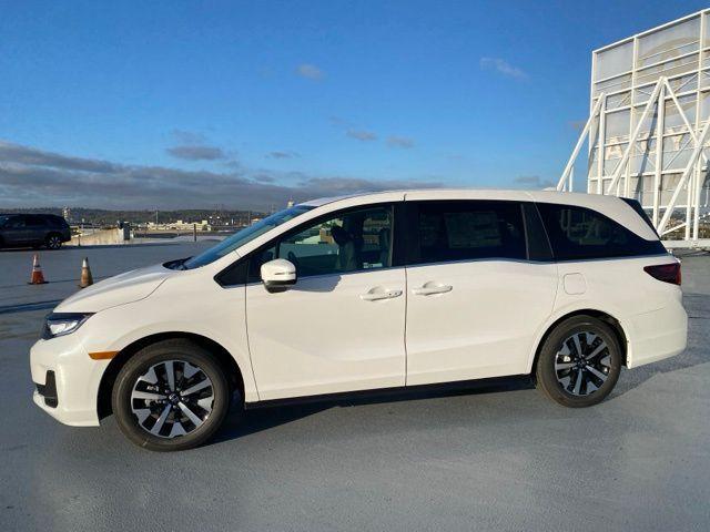new 2026 Honda Odyssey car, priced at $42,877