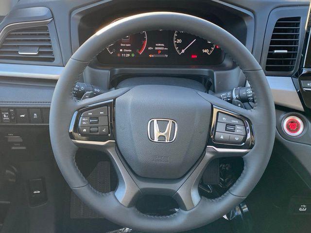 new 2026 Honda Odyssey car, priced at $42,877
