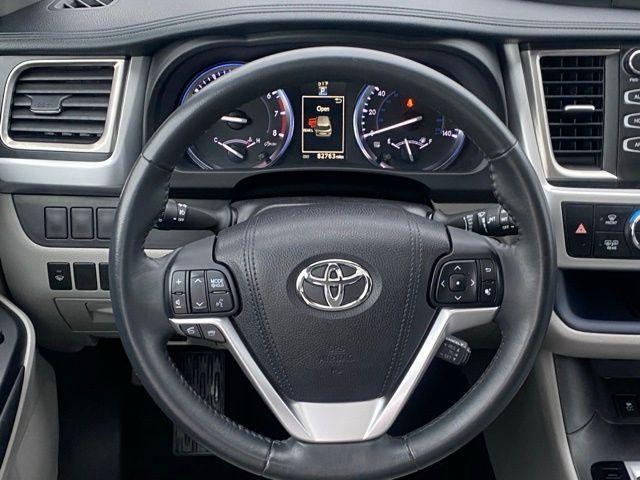 used 2016 Toyota Highlander car, priced at $22,988