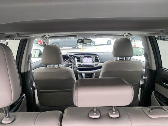 used 2016 Toyota Highlander car, priced at $22,988