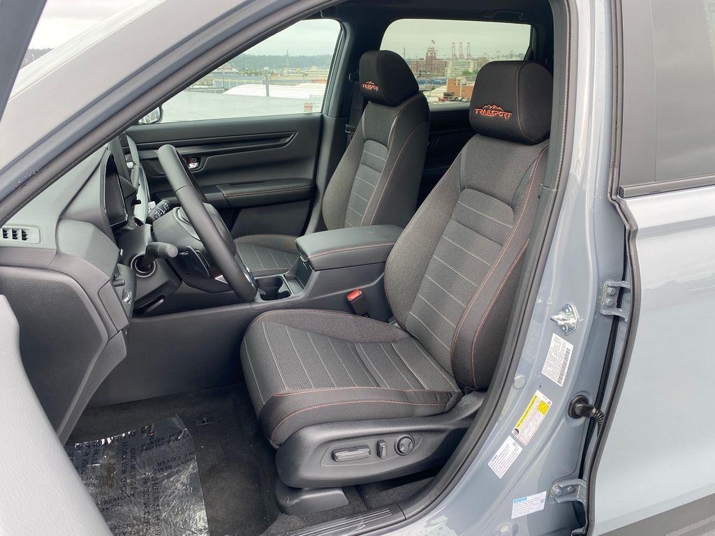 new 2026 Honda CR-V Hybrid car, priced at $40,400