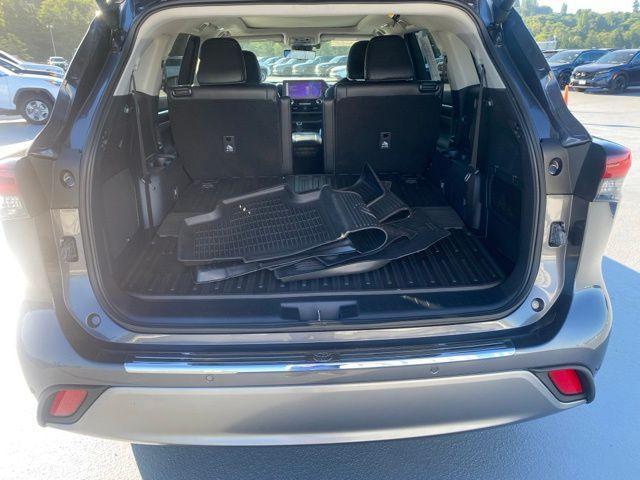 used 2024 Toyota Highlander car, priced at $52,988