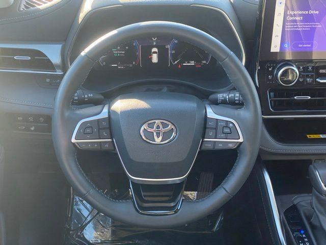 used 2024 Toyota Highlander car, priced at $52,988