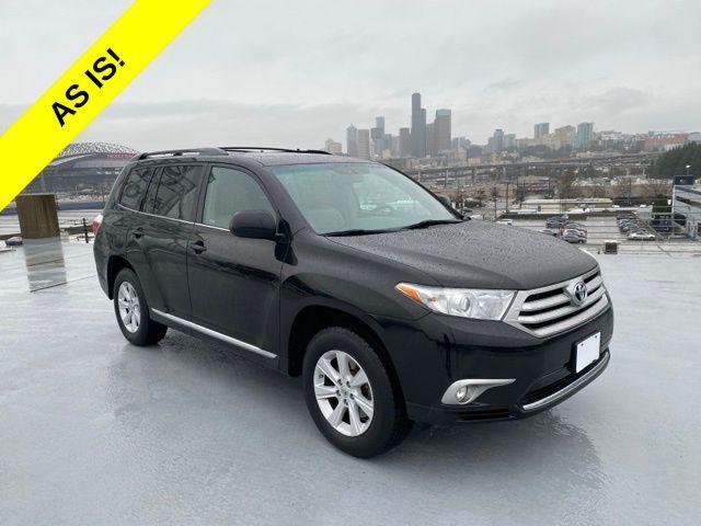 used 2013 Toyota Highlander car, priced at $15,738