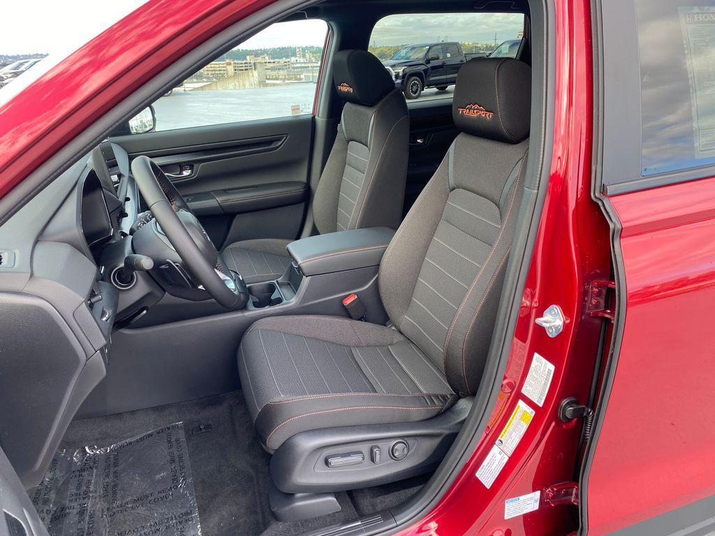 new 2026 Honda CR-V Hybrid car, priced at $39,705