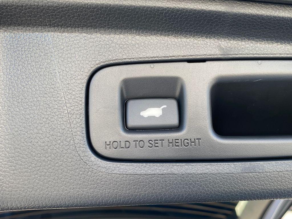 new 2026 Honda CR-V Hybrid car, priced at $40,599