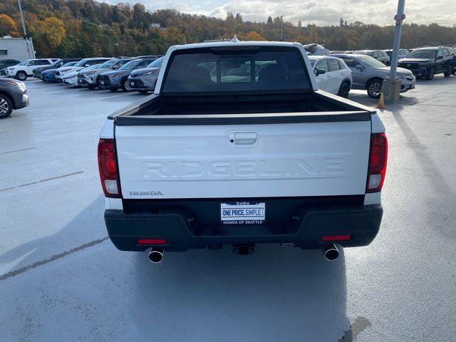 new 2025 Honda Ridgeline car, priced at $43,377