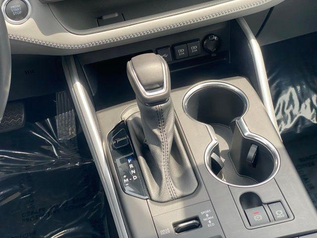 used 2021 Toyota Highlander car, priced at $37,988