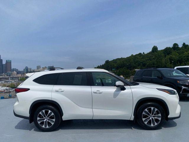 used 2021 Toyota Highlander car, priced at $37,988