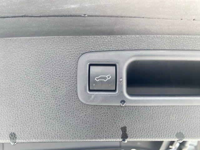 used 2021 Toyota Highlander car, priced at $37,988