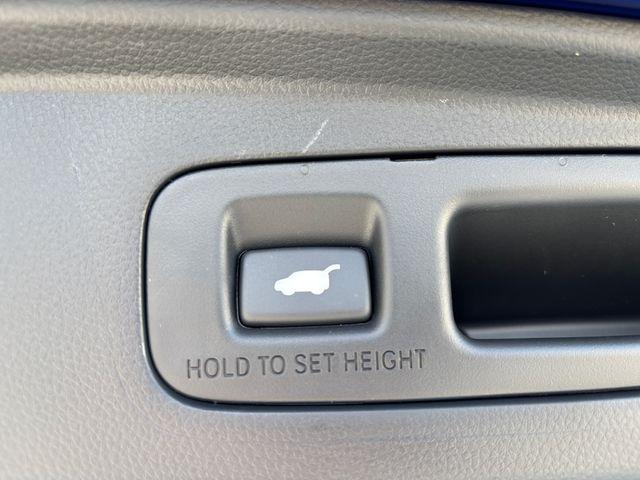 new 2025 Honda CR-V Hybrid car, priced at $40,250