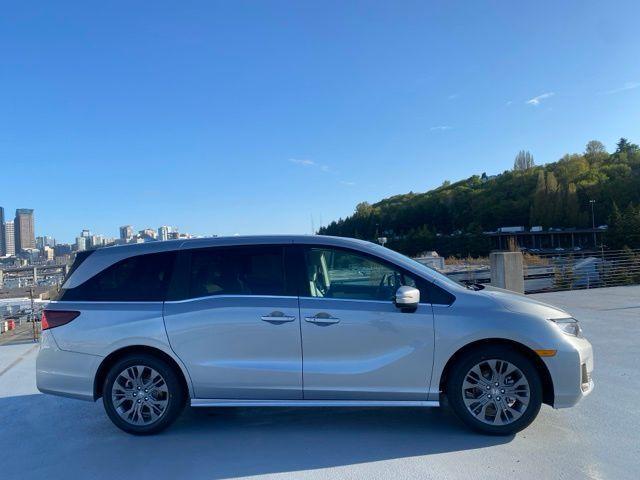new 2025 Honda Odyssey car, priced at $46,577