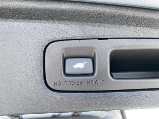 new 2025 Honda CR-V Hybrid car, priced at $40,250