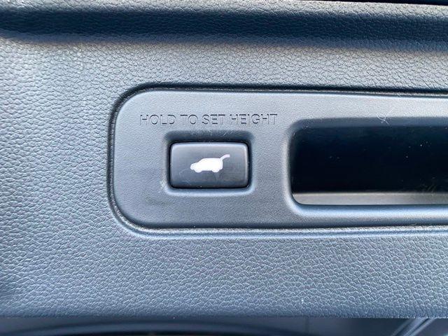 used 2023 Honda Pilot car, priced at $35,888